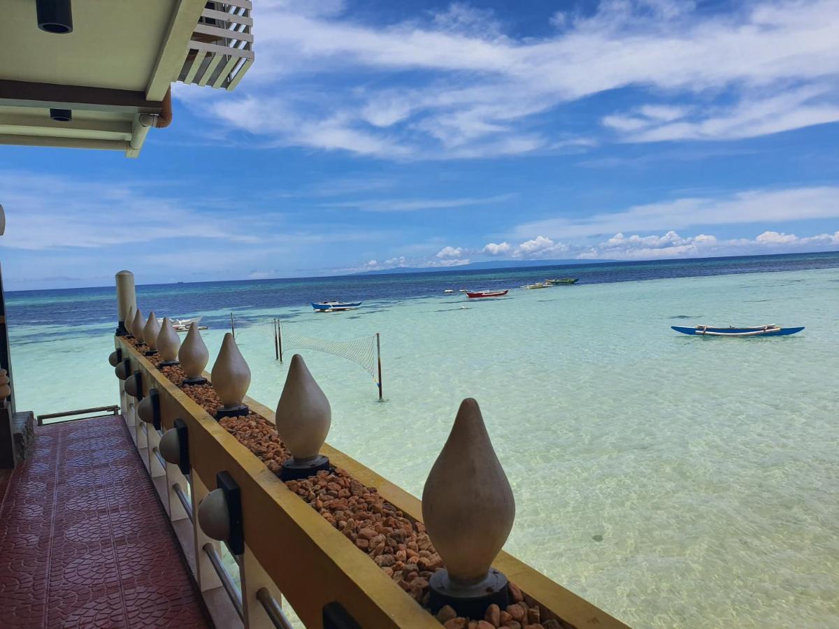 L & M Hearthstones Lodge Oslob Exterior photo