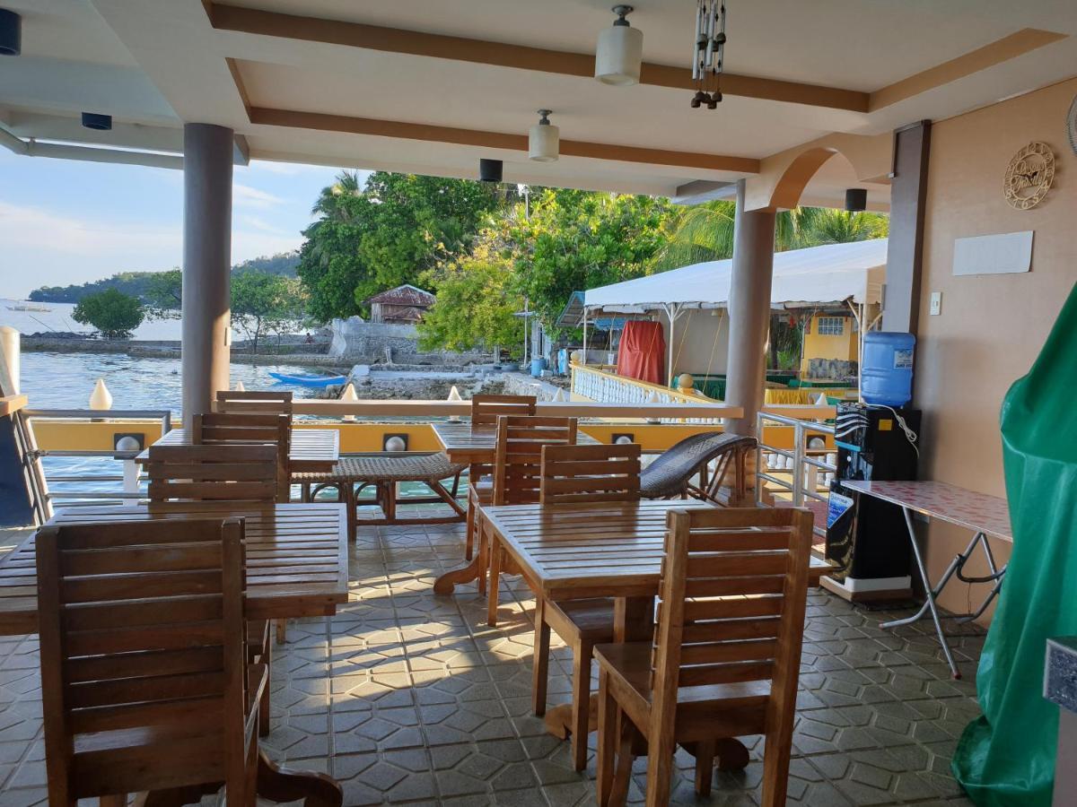 L & M Hearthstones Lodge Oslob Exterior photo